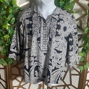 Chico's No Iron Pull Blouse